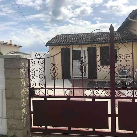 Appartement « Chez Nath Et Chris » à Saint-André-de-Cubzac Extérieur photo